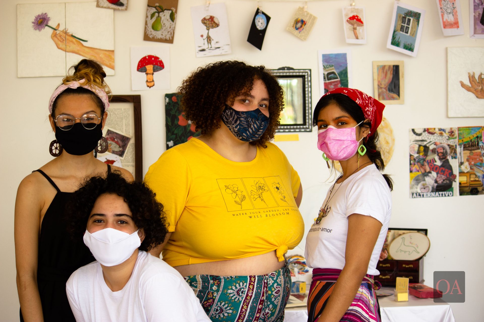 Lia Muniz, Raisa Ferreira, Nayla Milena e Thatilla Vanessa na Exposição de Artes de Itapuranga